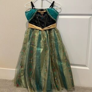 Disney collection princess Anna frozen dress costume size 7 /8